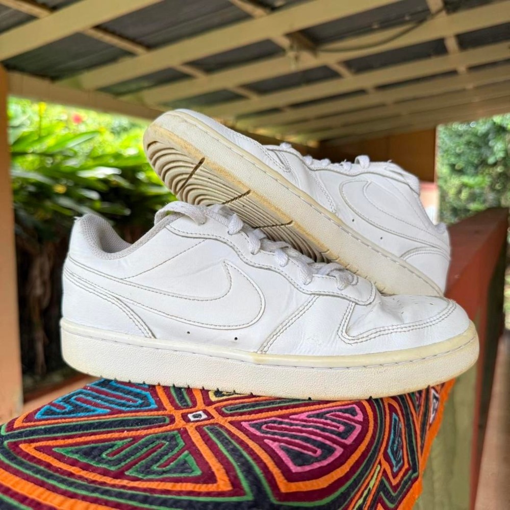 Nike‎ Court Vision Sneakers Mens Size 7Y Youth Low White Leather Tenis Shoes